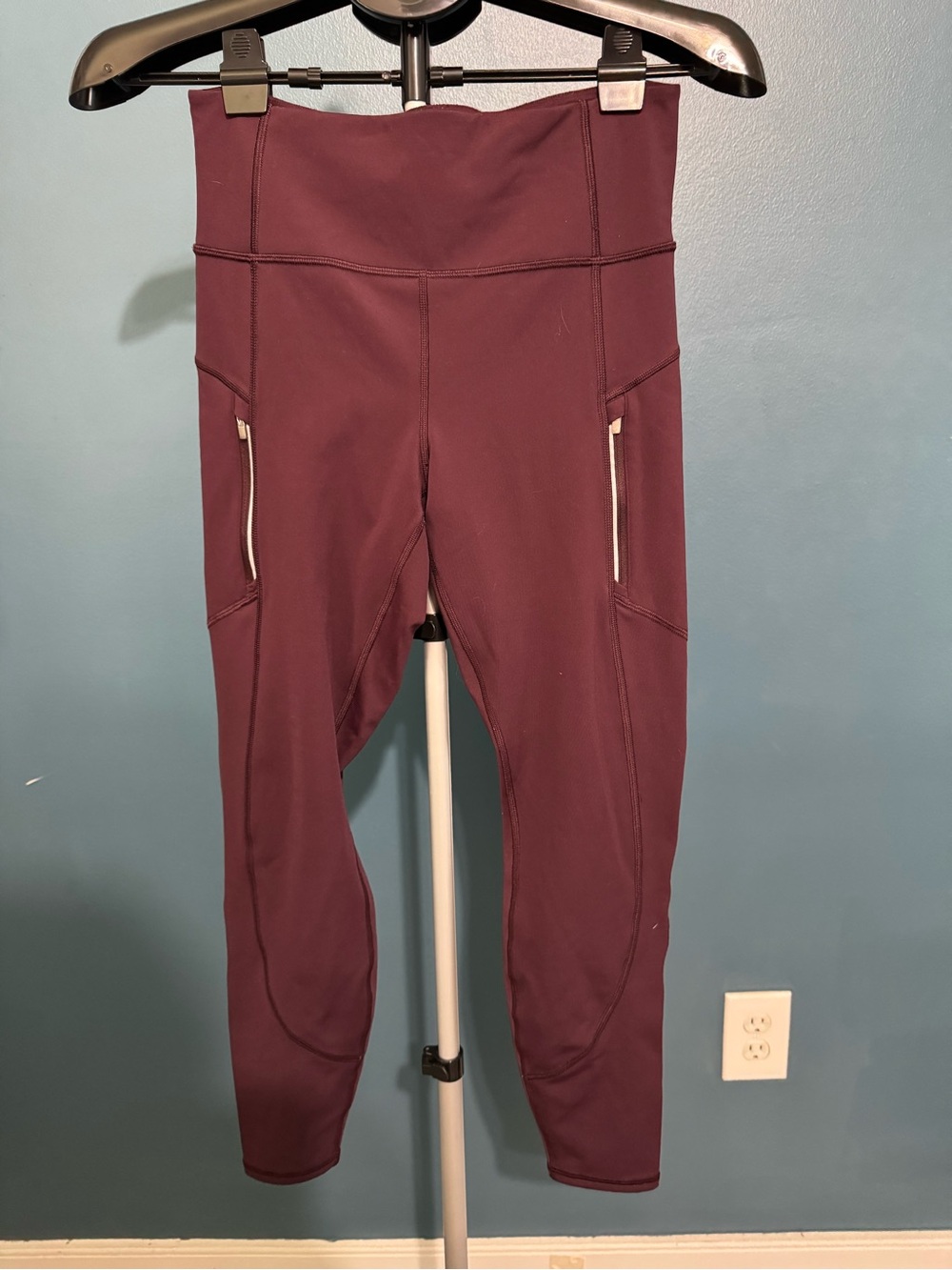 Athleta Wine High-Rise Pocket Leggings